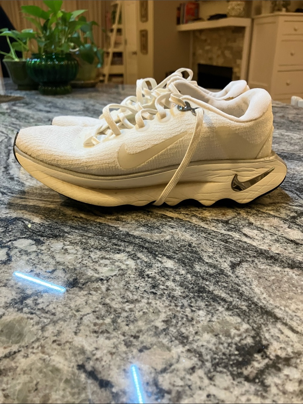 Nike Motiva White Running Sneakers